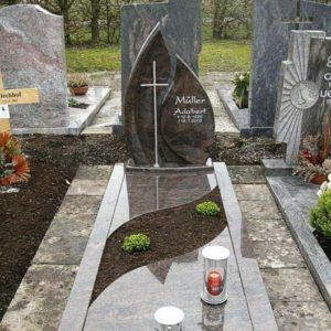 Памятник в европейском стиле - 17