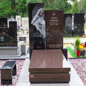 Памятник в европейском стиле - 2